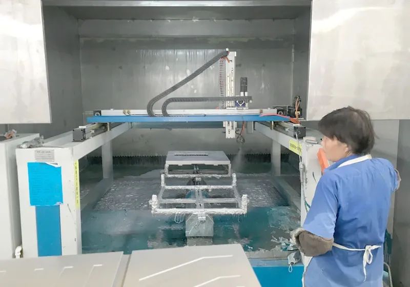 家具廠&五金噴漆廠&汽車廠噴漆車間的VOC廢氣治理怎么做？.jpg