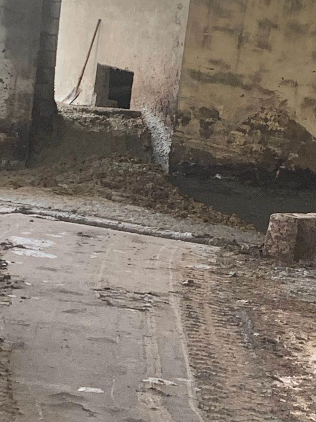 土壤污染工業(yè)廢渣氣味修復(fù)再利用.jpg 土壤污染工業(yè)廢渣氣味修復(fù)再利用.jpg