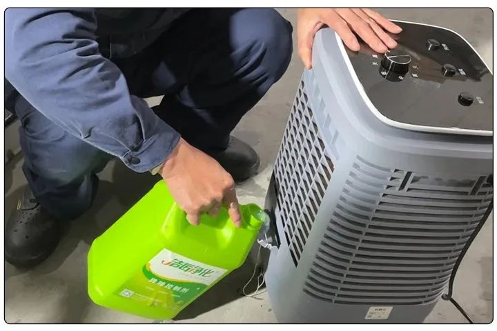 橡膠配件加工廠氣味難聞，傷害人體；廢氣除臭用Dejing的凈?！.jpg